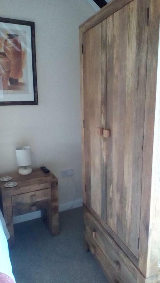 The Lincolnshire Poacher Inn Metheringham エクステリア 写真