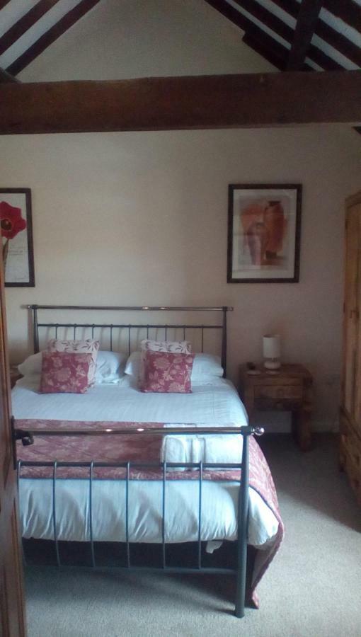 The Lincolnshire Poacher Inn Metheringham エクステリア 写真