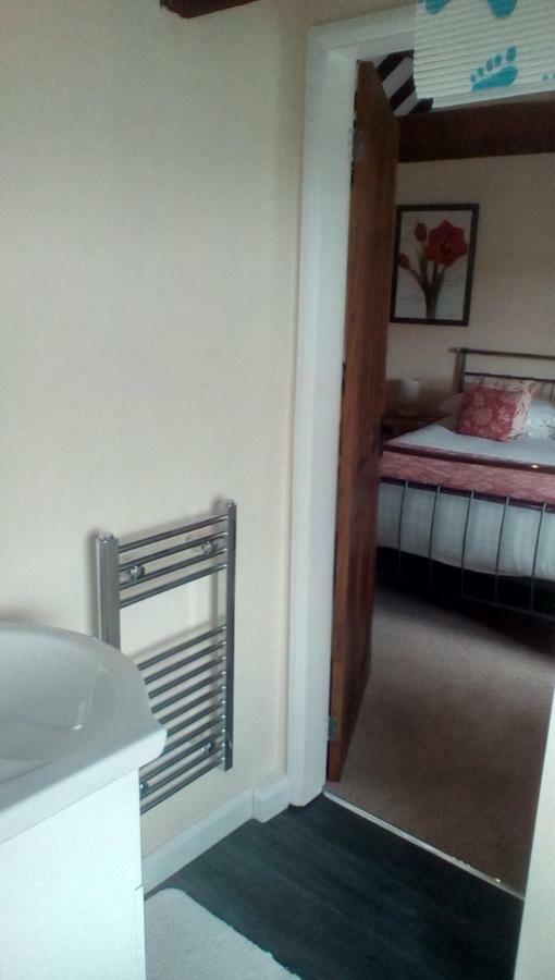 The Lincolnshire Poacher Inn Metheringham エクステリア 写真