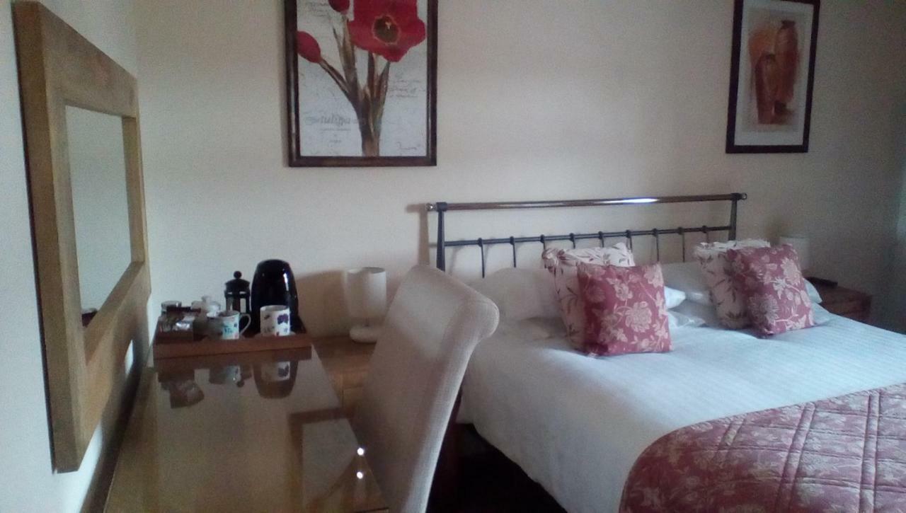 The Lincolnshire Poacher Inn Metheringham エクステリア 写真