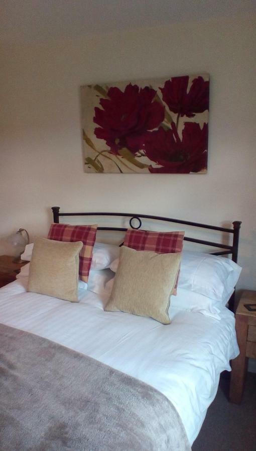 The Lincolnshire Poacher Inn Metheringham エクステリア 写真